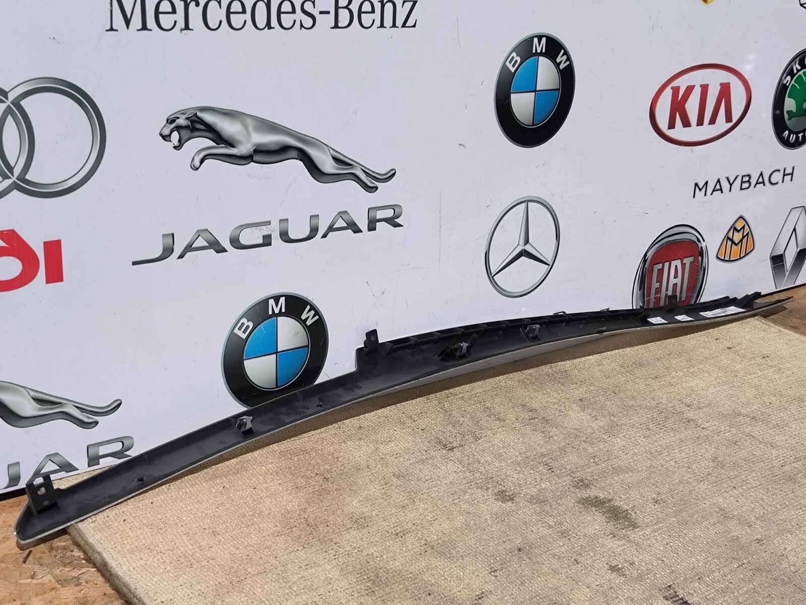 BMW X5 E70 07-13 Centre Console Trim Strip Left 6969541 Right  