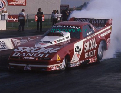 Don ''Snake'' Prudhomme 1989 ''Skoal Bandit'' NITRO Funny Car PHOTO! #(251)