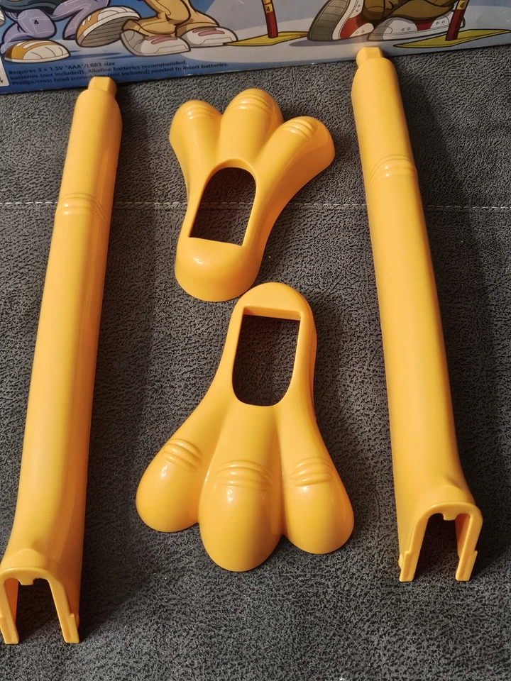 2005 Chicken Limbo Game Replacement Plastic Chicken Foot Legs - Image 2 of 2