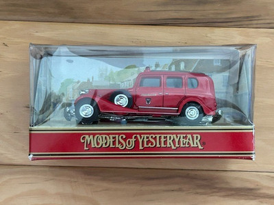 Vintage Matchbox Models of Yesteryear Y91 1933 Cadillac Fire Engine 1:46 - 