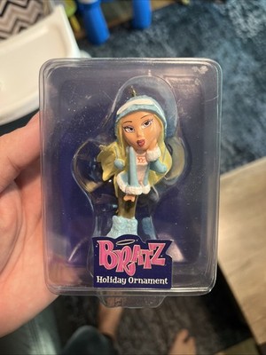BRATZ-Passion for Fashion-Stylin' Christmas Holiday Ornament-Blonde-Baby Blue