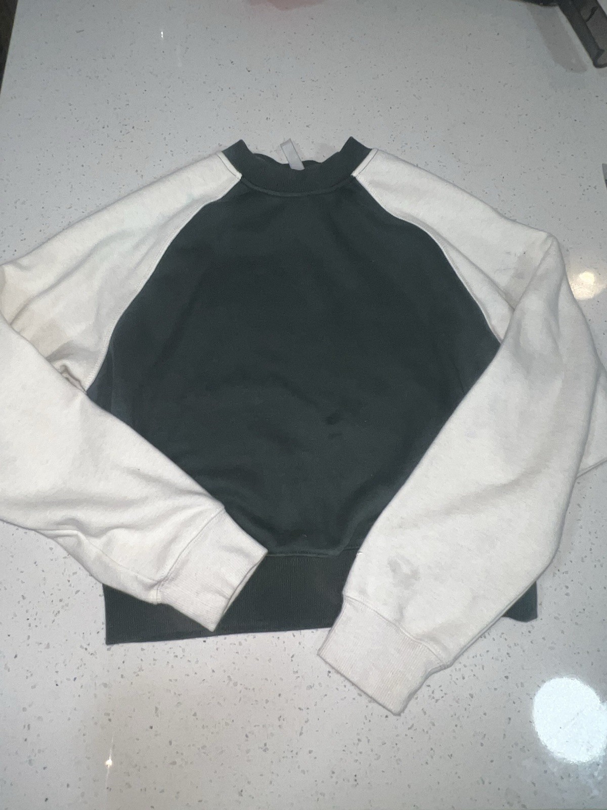 Fabletics Raglan Sweater Small - image 4