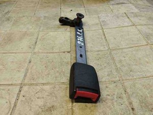 VW PASSAT Variant B5 3B6 Sitzschnalle vorne links 3B0858471 1.90 21056384