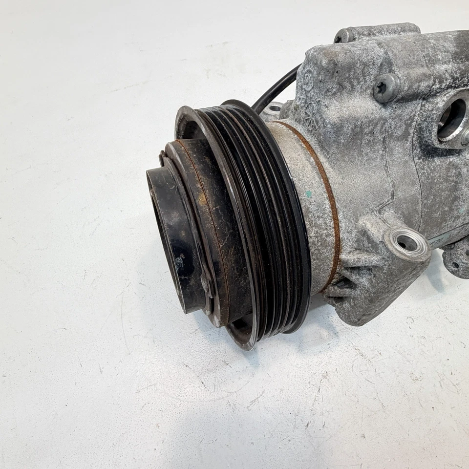 Bomba compresora de aire acondicionado Honda Pilot 3,5 AC 2016-2022 38810-RLV-A02 OEM Foto 3 de 4