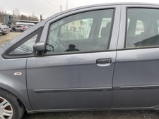Porte avant et accessoires Fiat IDEA