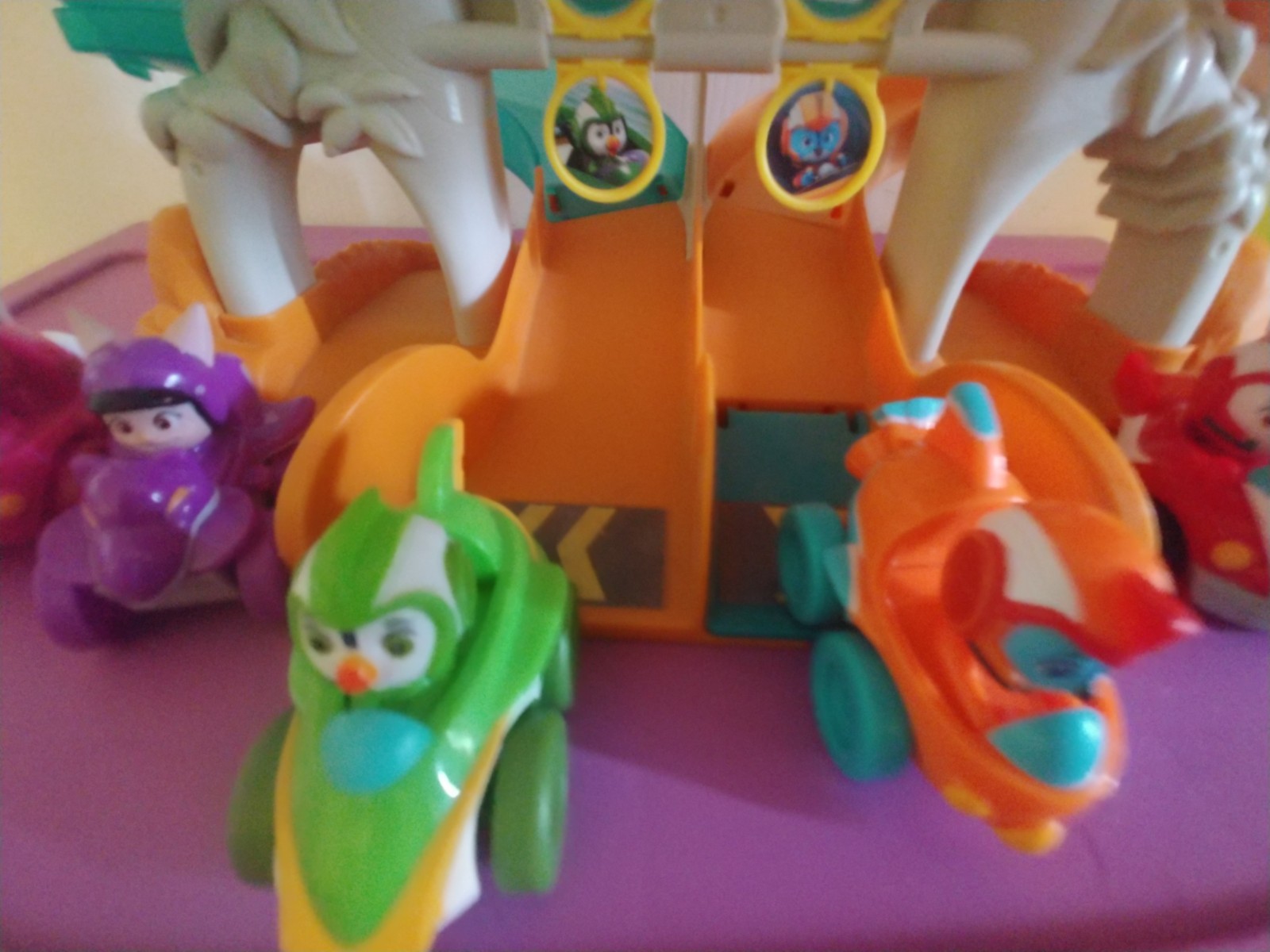 Nickelodeon Nick Jr Top Wing Mission Ready Track with Race Cars