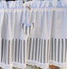 Scheibengardinen Landhausstil Bistrogardinen Küche Kurzstore Streifen