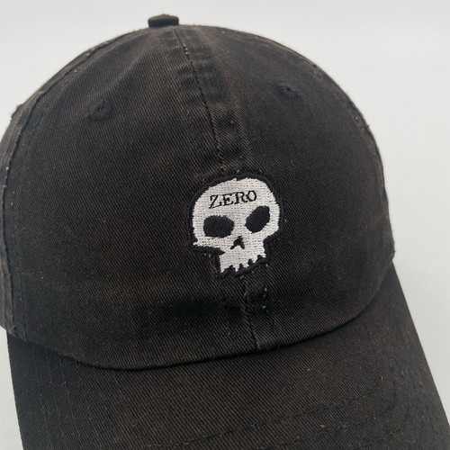 Zero Skateboard Skull Logo Embroidered StrapBack Hat Cap in Black - Bild 4 von 10