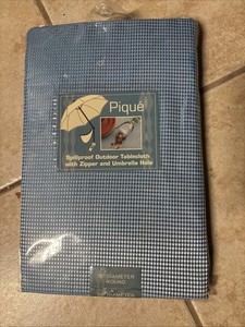 Outdoor Tablecloth Umbrella Hole & Zipper, 70” Diameter round Patio Table Cover