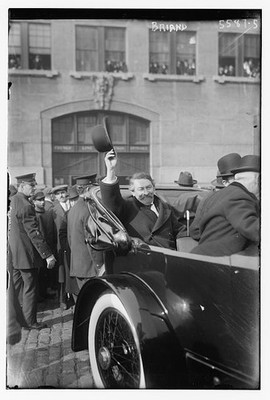 Photo:Aristide Briand in Automobile French Prime Minister ca 1920s