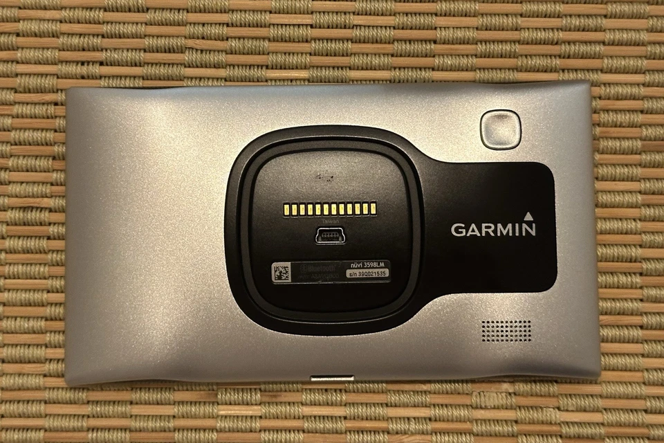 Garmin Navigationsgerät - Nüvi 3598 LMT-D - Bild 2 von 4