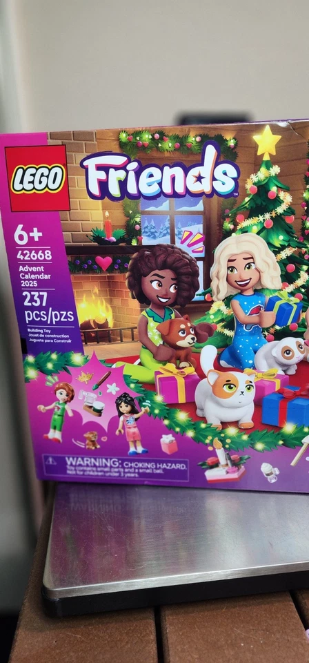 NEW LEGO Friends Christmas Advent Calendar 2025 #42668 237 PCS - Image 2 of 4