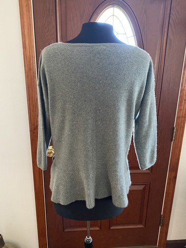 Garnet Hill 100 % Cashmere Heathered Green Peplum Sweater Size Small - Picture 2 of 3