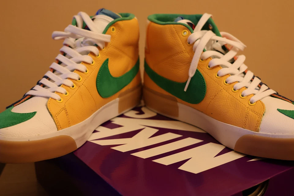 Size 10 - Nike Zoom Blazer Edge SB Mid Multi-Color - Image 3 of 4