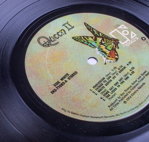 1974 Queen "II / 2 / Two" Vinyl Record LP White / Black Label Elektra EKS-75082 - Foto 8 di 12