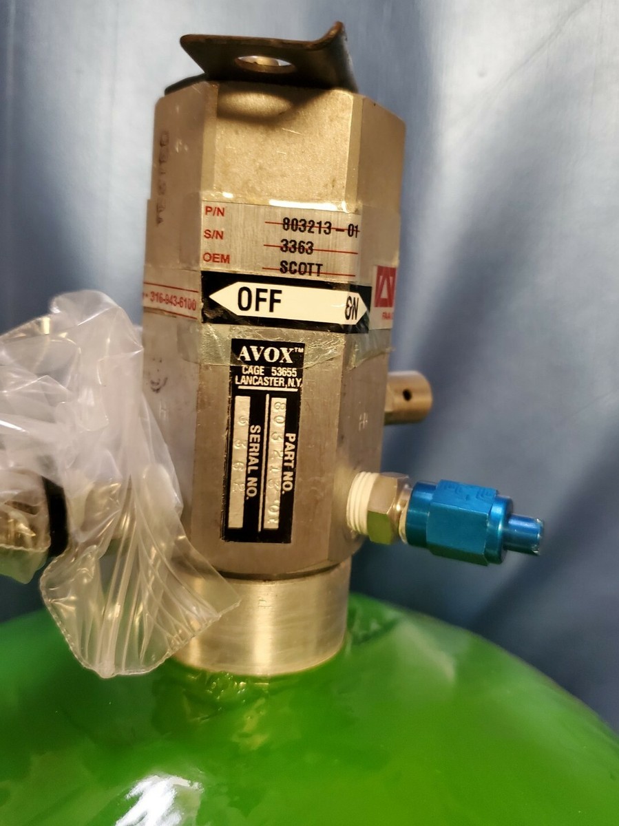 航空計器　OXYGEN REGULATOR YR-76 Brass Oxygen Regulator