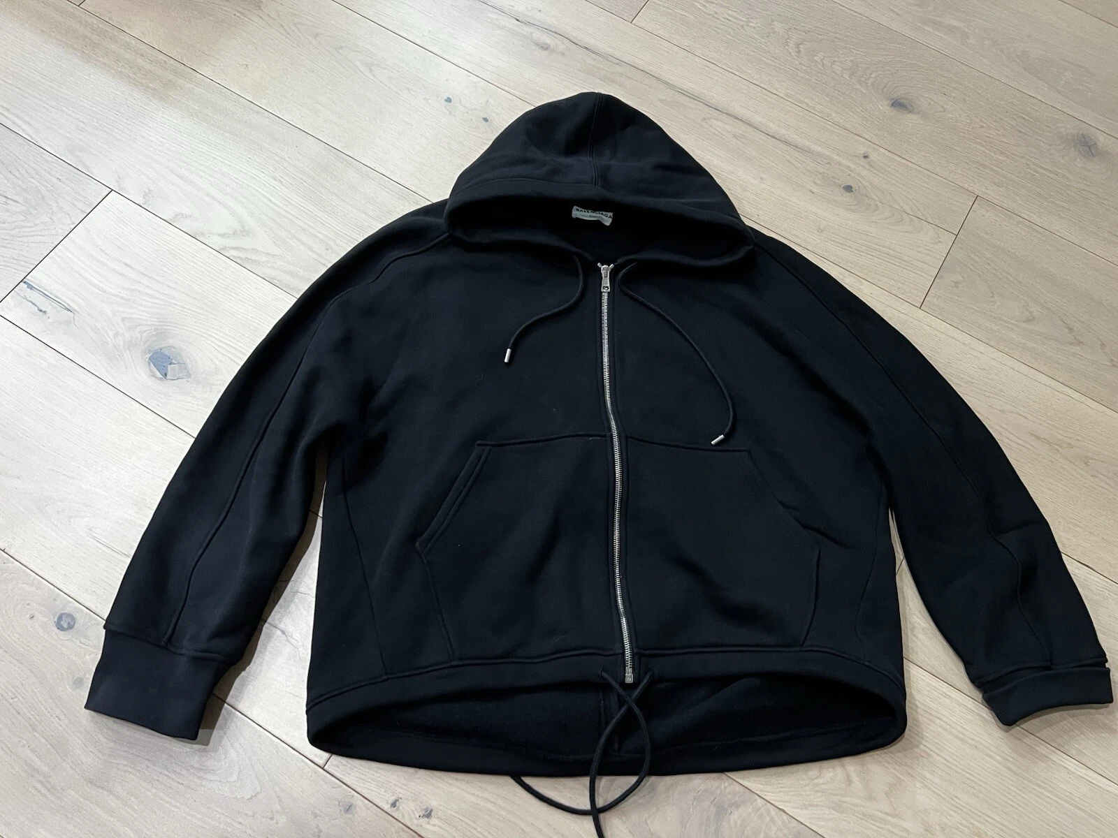 Balenciaga Giacca Nera con Cappuccio e Zip Taglia S