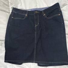 Gap Women s Size 10 Blue Denim Short Pencil Skirt Solid Button Closure
