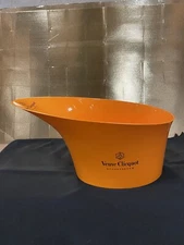 veuve clicquot Vasque