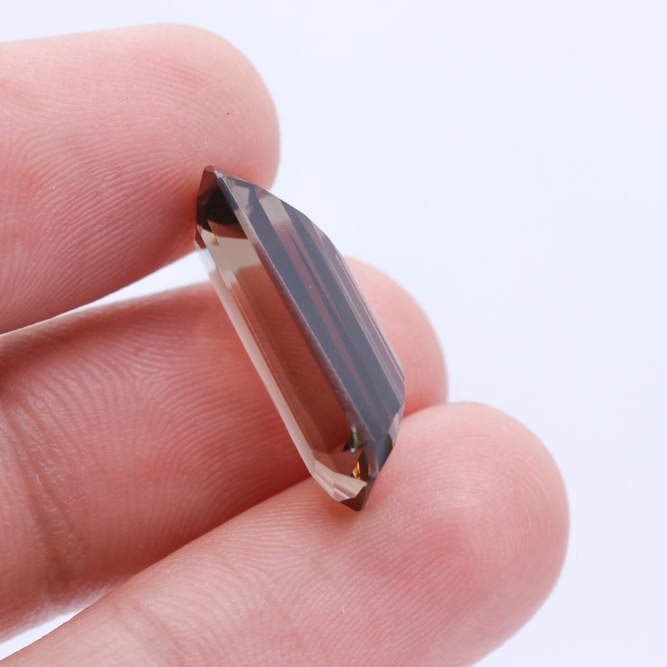 Top Quality 30ct Radiant Cut Smoky Quartz Faceted Certified Loose Gemstone - Image 3 of 4