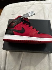 Size 7 GS - Jordan 1 SE Mid Black Gold