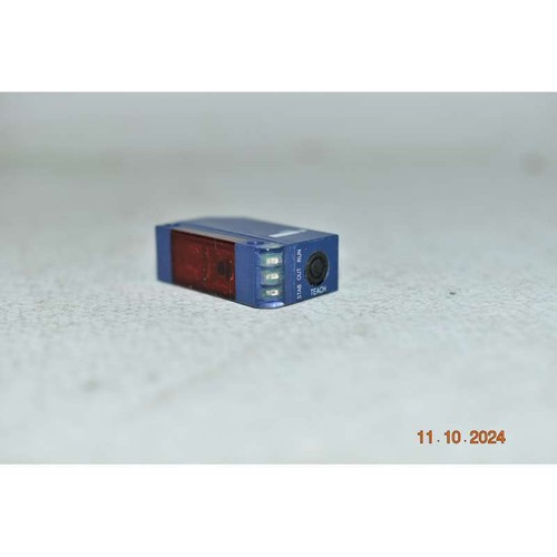 Telemecanique XUM0ANSAM8 Capteur Photoélectrique 12 24 Vdc M8 - Photo 4 sur 6