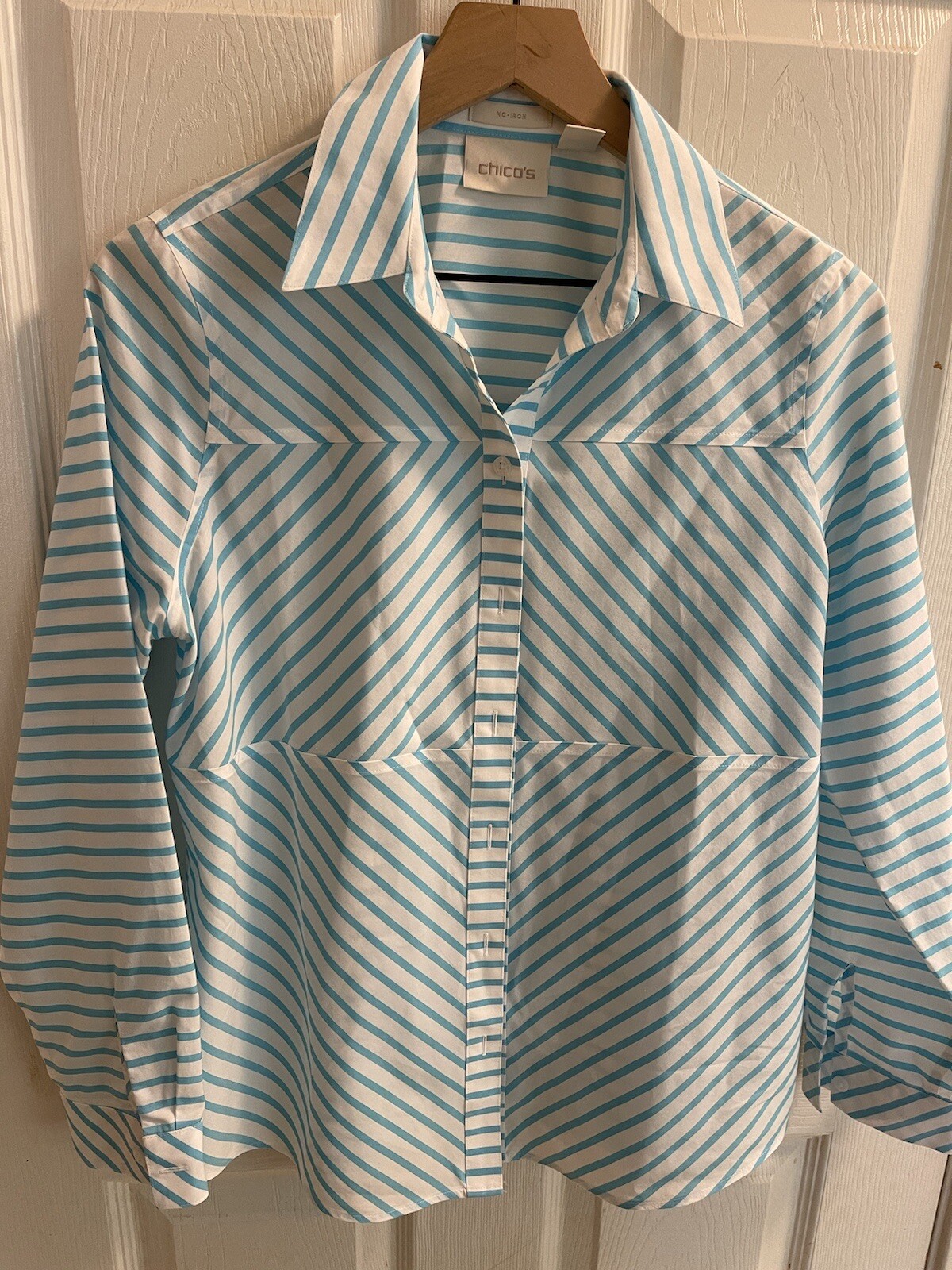 Chicos Womens White Blue Stripe Cotton Long Sleeve Button Down Blouse Size 0