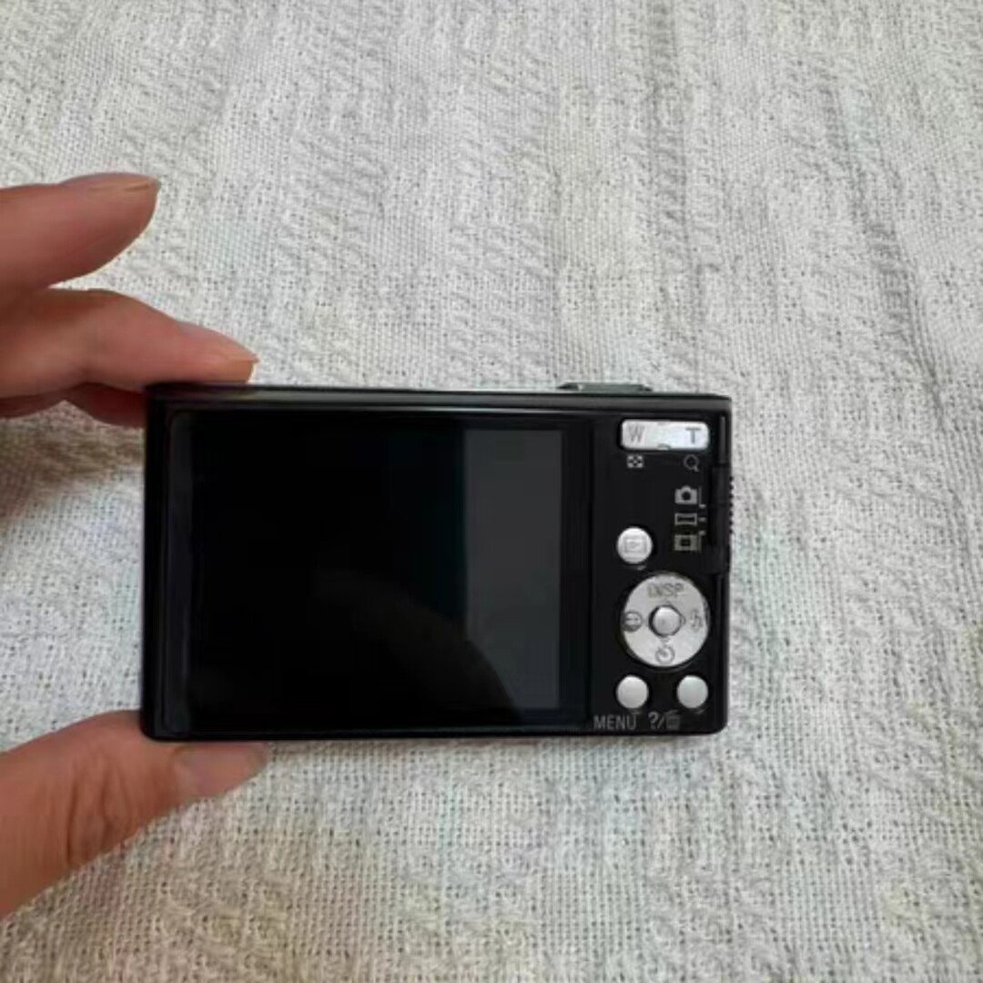 SONY Cyber-shot DSC-W730 中古品 SONY DSC-W730 Cyber-shot Digital Camera 16.1 MP 8x Zoom Pink
