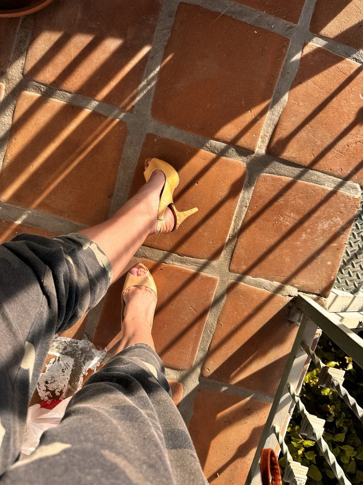 Женские туфли на каблуке обнаженные Christian Louboutin размер 37 - Изображение 3 из 4