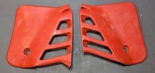 Honda CR250R Radiator Scoop Shroud Left Right Side Gas Fuel Tank Cover 1985
