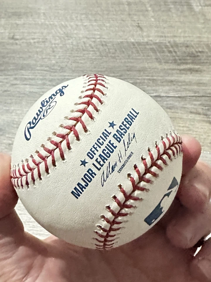 CARLOS ZAMBRANO - Chicago Cubs Signed Autographed OMLB MLB Baseball Ball - Image 2 of 2