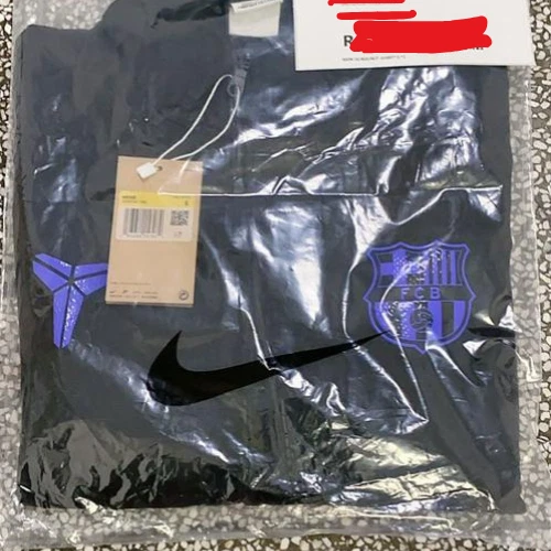 Cortavientos Barcelona x Kobe Bryant Foto 4 de 4