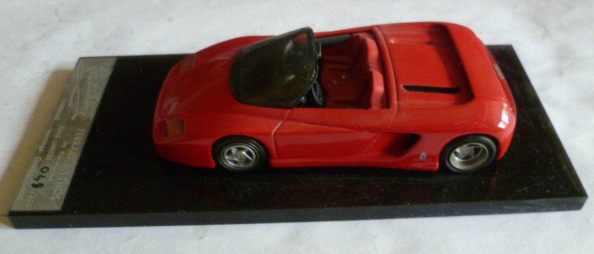 Miniature Hostaro Ferrari Mythos 1990 - Échelle 1/43, Résine, Multicolore