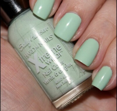 New Sally Hansen Hard as Nails Xtreme Wear Nail Color #379/340