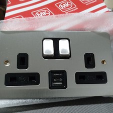 MK Edge K14350BSSB Stainless Steel Double Socket  1x USB Type A 1x USB Type C