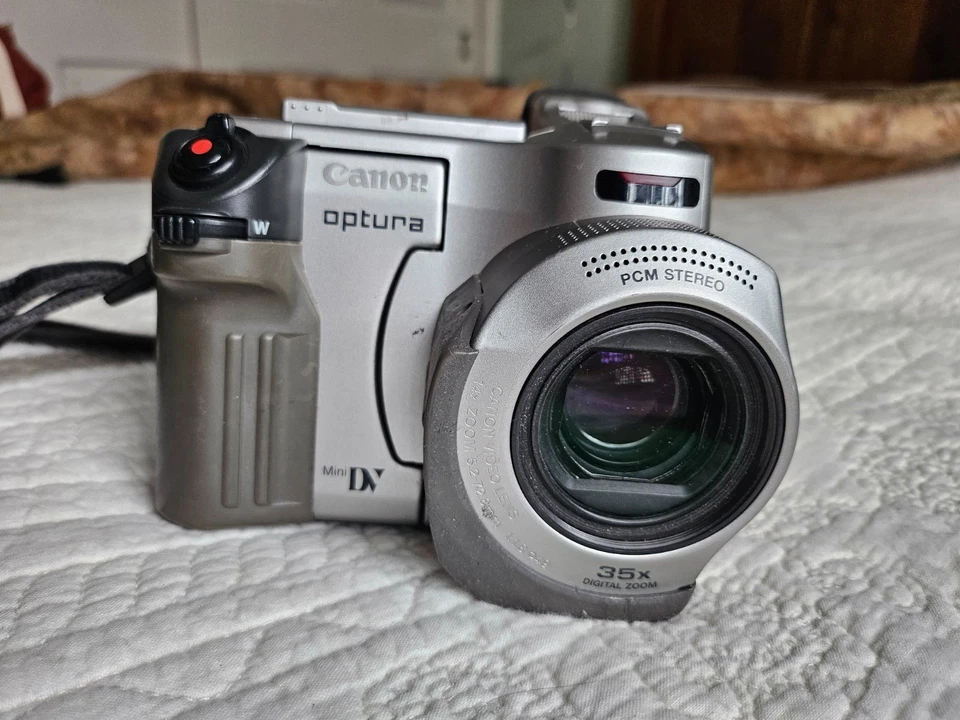 Canon Optura Mini DV Video Recorder - Tested - Works! - Image 4 of 4