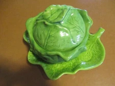 Vintage Green Cabbage Bowl With Lid & Under plate Preowned