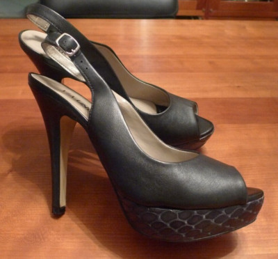 stylische High Heels Plateau Pumps Damenschuhe von VIA UNO, Gr. 39