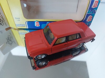 Novoexport Lada 2105 A39 In Red Russia Vaz USSR CCCP 1:43 in Box
