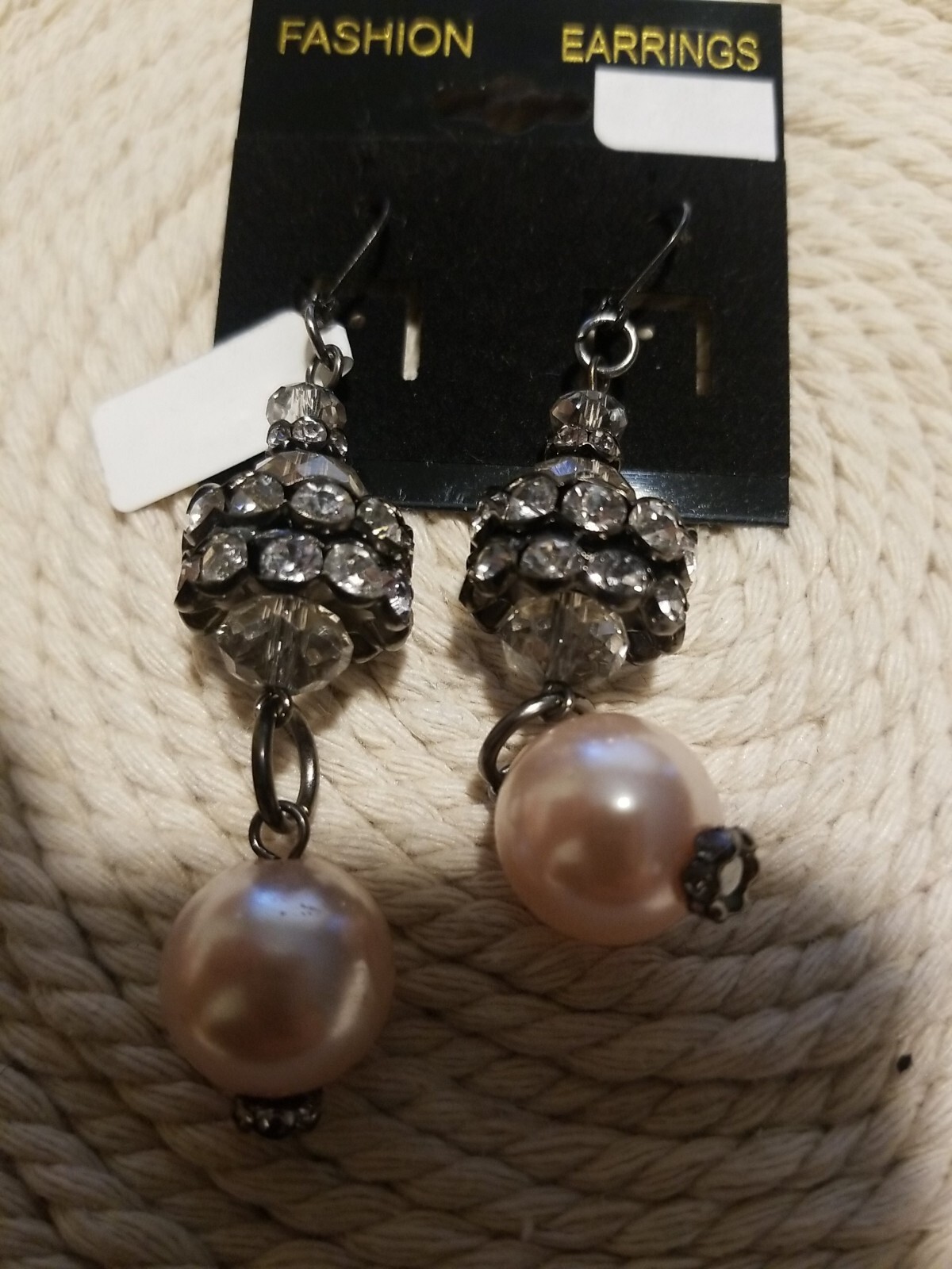 Earring Dangle Elegant - image 6