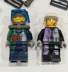 Lego Alpha Team Command Sub #4794, almost 100% complete parts, w/ manual