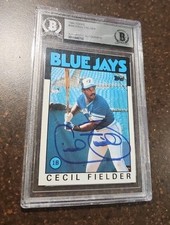 10 Baseball Autographs We Want More Of 25