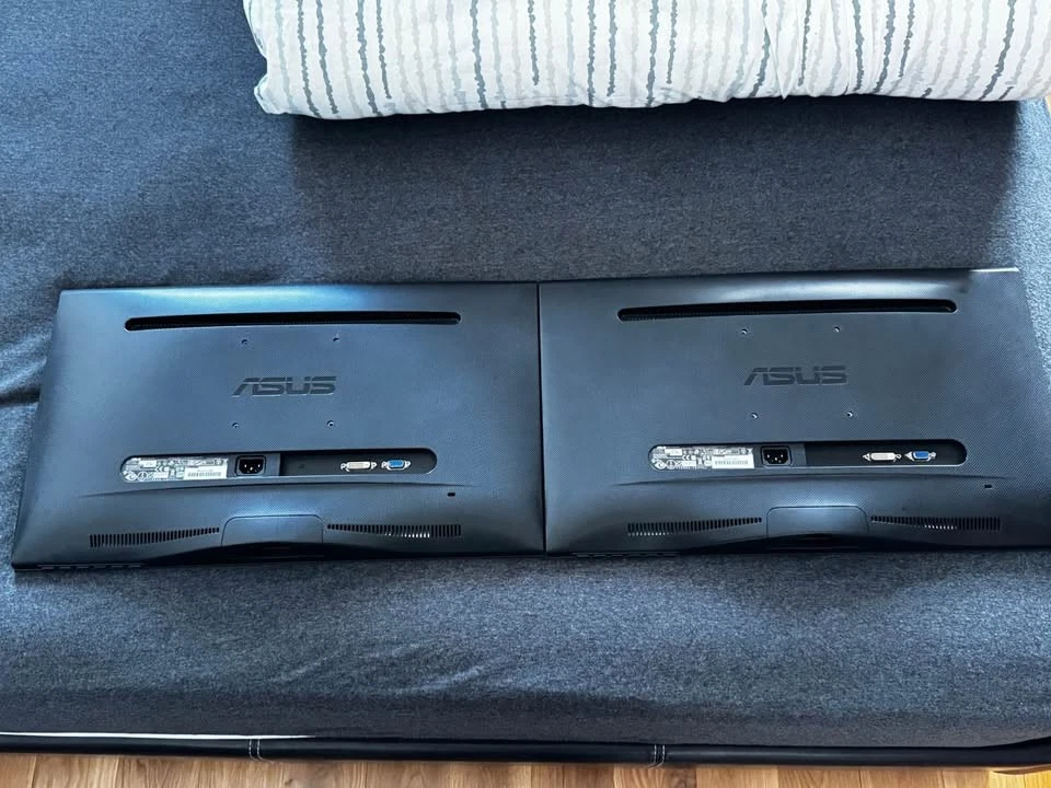 Asus LCD IPS Monitor VS239NV - LED monitor - Full HD (1080p) - 23" (set of 2) - Image 2 of 4