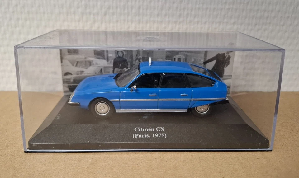 Vetrina scatola Citroen CX Taxi 1/43 IXO - Immagine 2 di 3