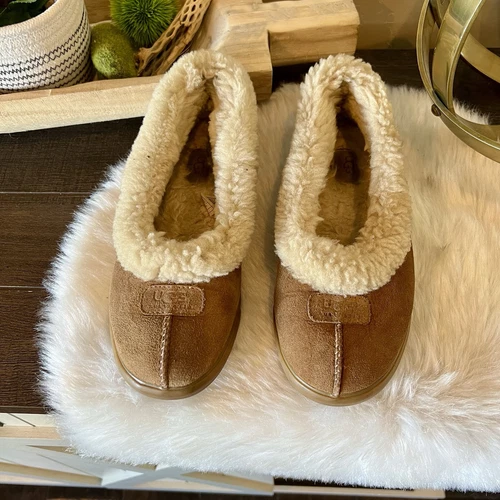 Pantofole UGG Rylan donna 8 slip on ballerine 1871 castagno sherpa ciabatte comode