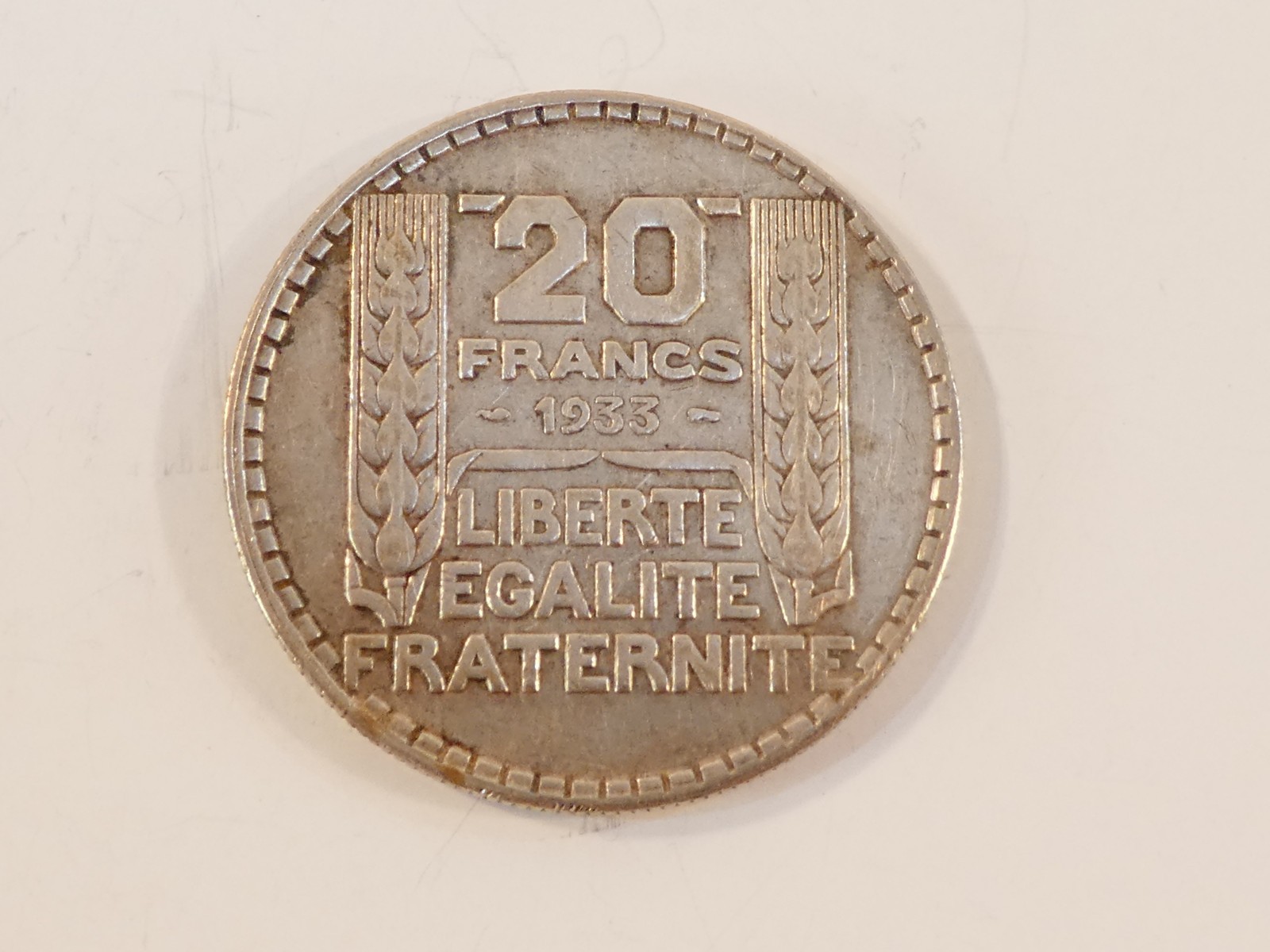 Foto 7 di 14
