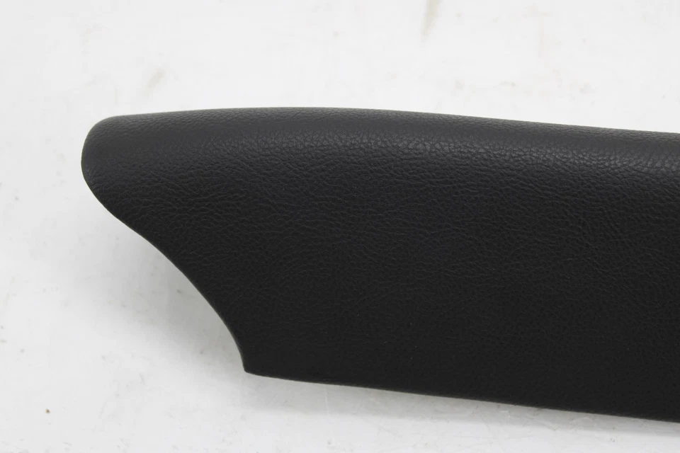 Chevrolet Corvette 2005-2013 moldura de pilar derecho 10441171 OEM NL83 Foto 4 de 4