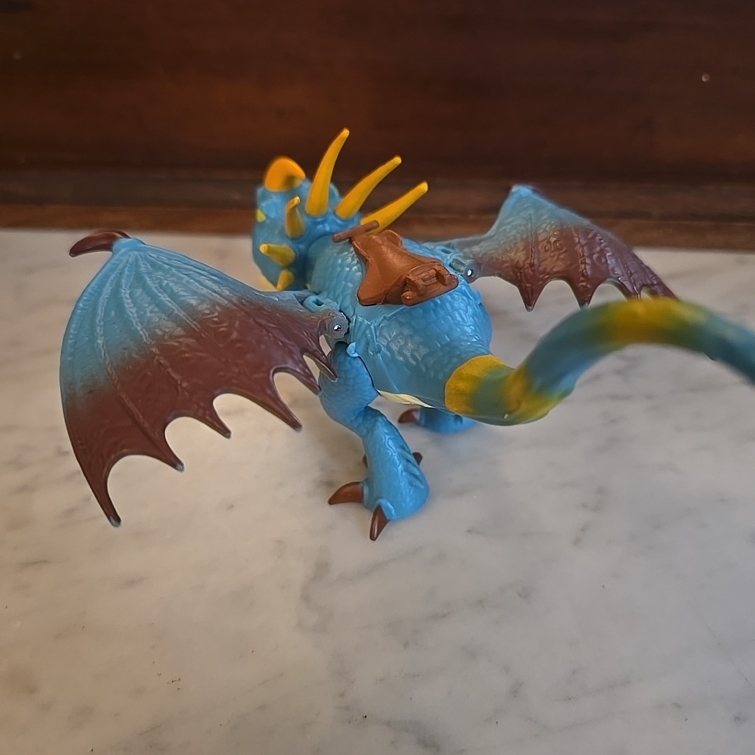 Picture 4 of 6