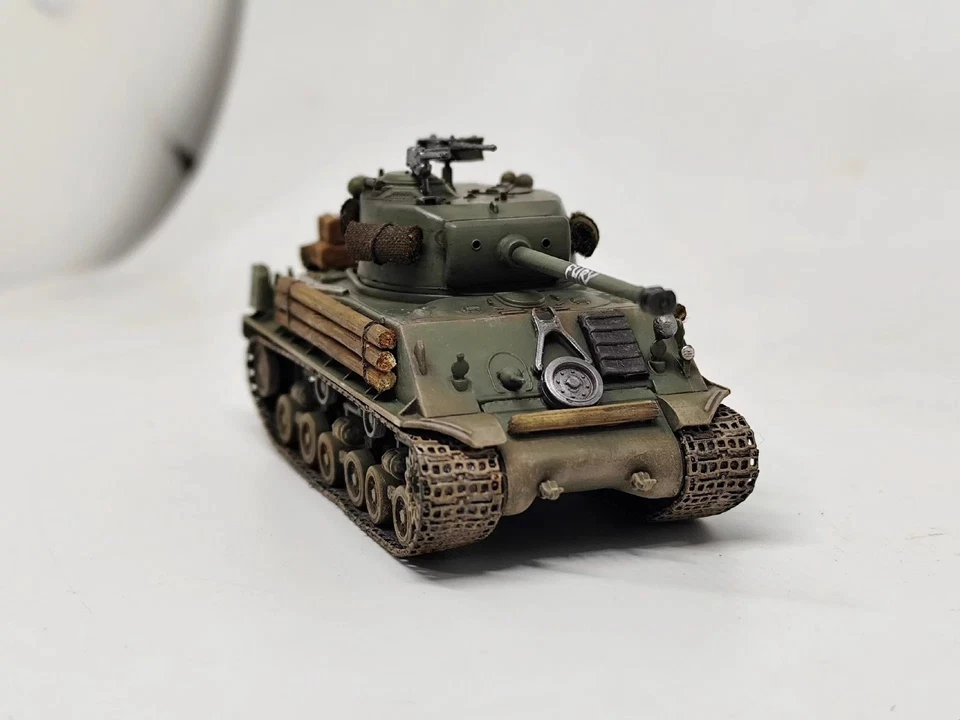 1/72 Sherman Tank M4A3E8 Tank Model - Image 3 of 4