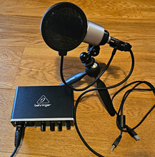 audio-technica AT2020, Behringer UMC202HD, Ma...